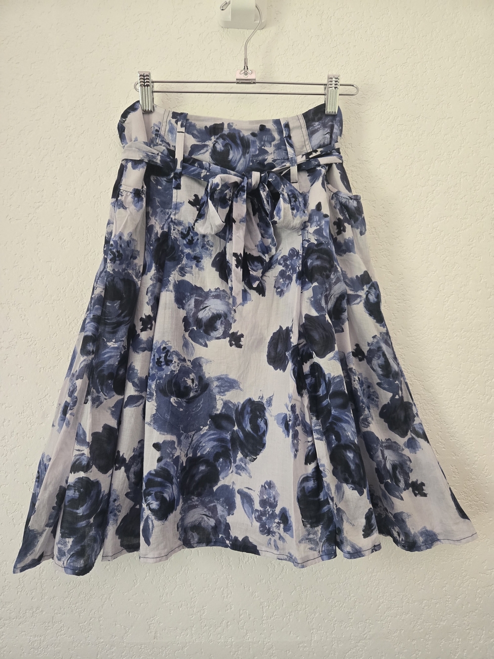 Blue Floral Tie-Waist Midi Skirt - Women